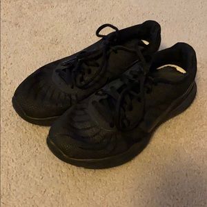 Training shoes